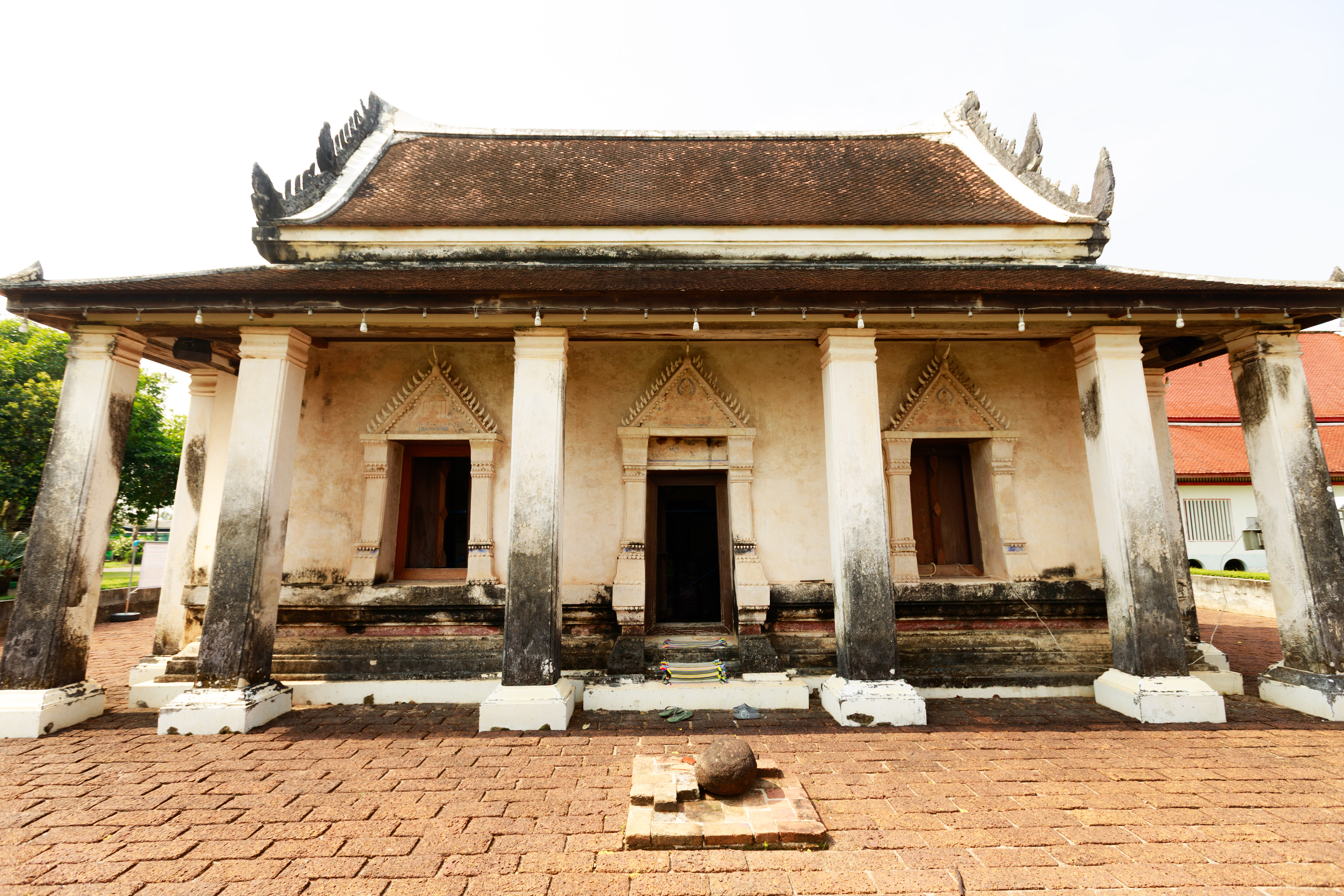 รูปแนบ