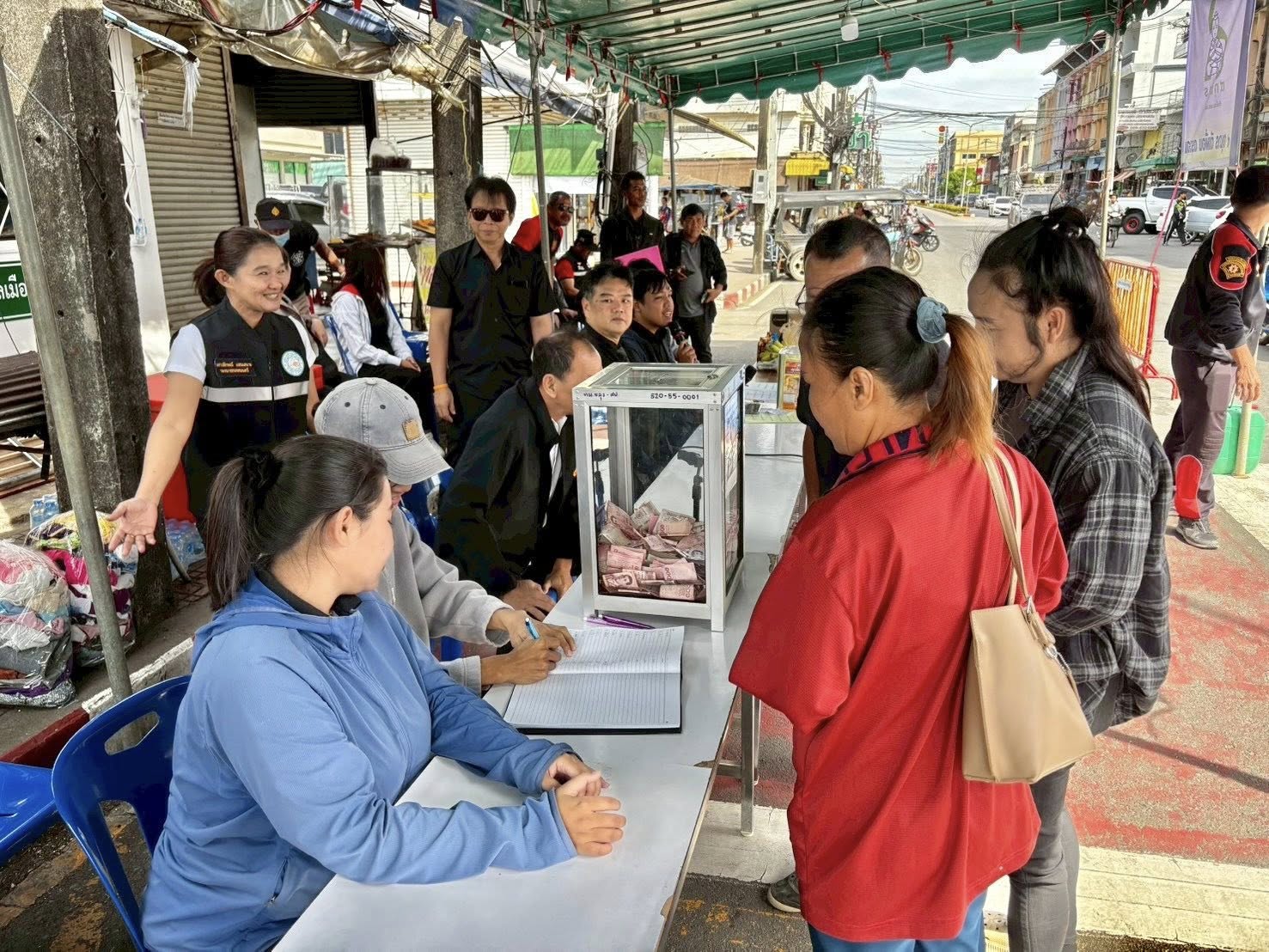 รูปแนบ